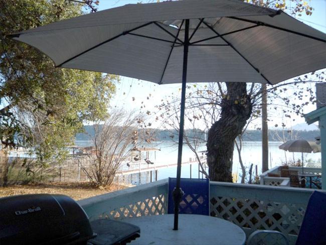 Clearlake Oaks Blue Fish Cove Resort المظهر الخارجي الصورة